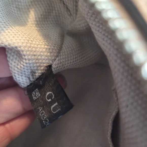 Gucci Soho Disco Crossbody Bag - Picture 13 of 15